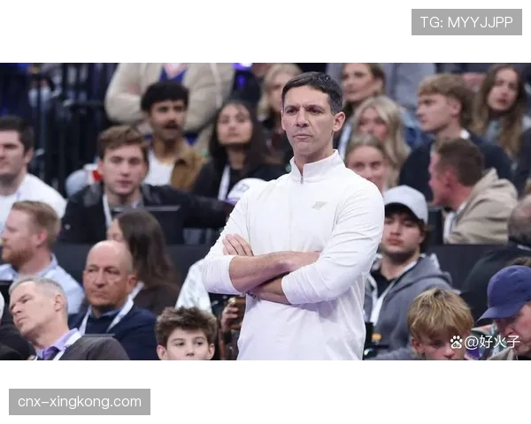 马克·戴格诺特战术革命 雷霆“全员持球”理念颠覆传统篮球定位