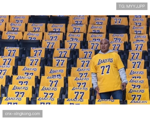 湖人打造三核驱动阵容 进攻效率联盟第一成亮点